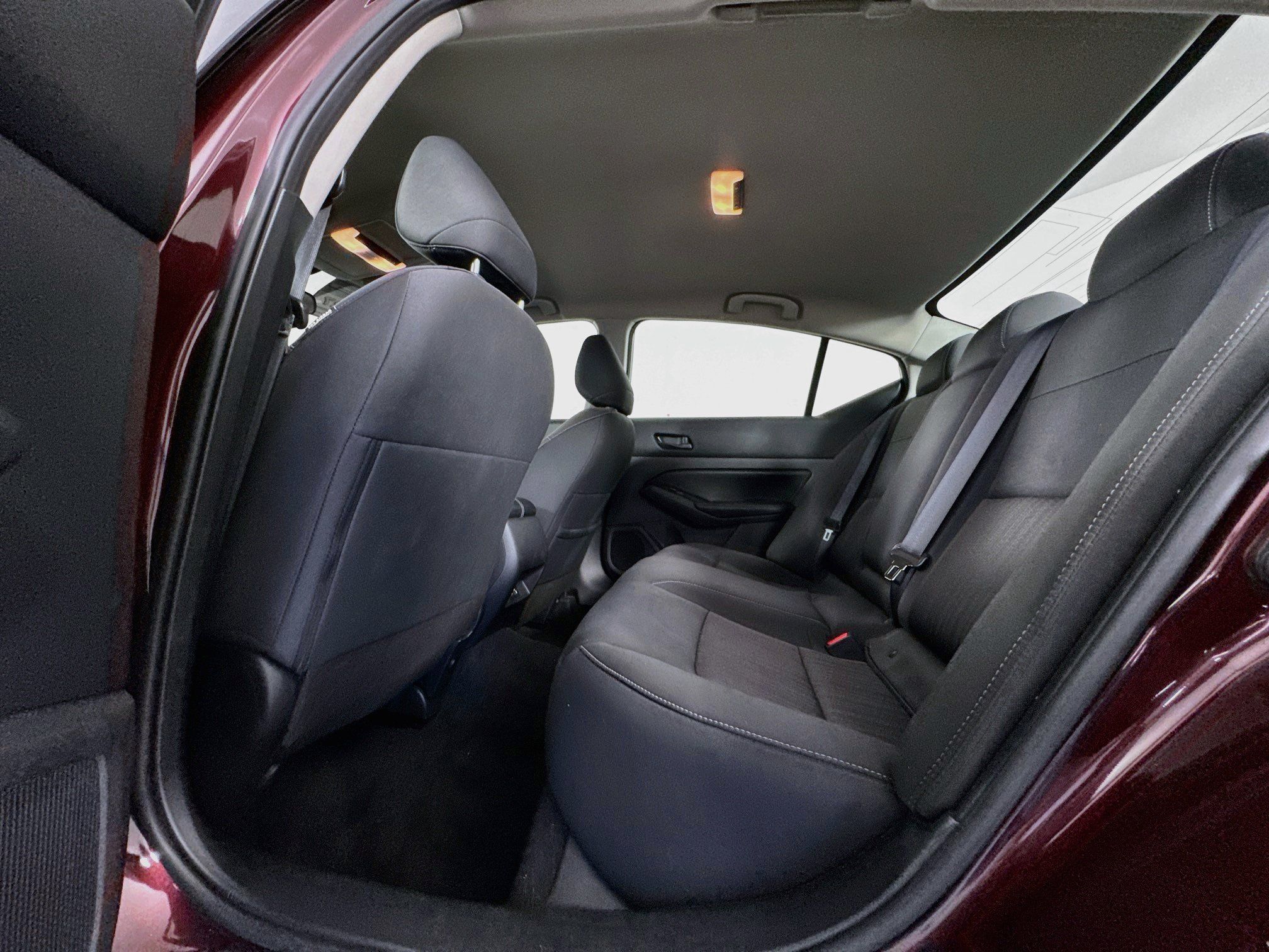 Used 2023 Nissan Altima 2.5 SV AWD/4WD image 22