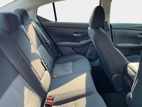 Used 2024 Nissan Sentra SR FWD image 12