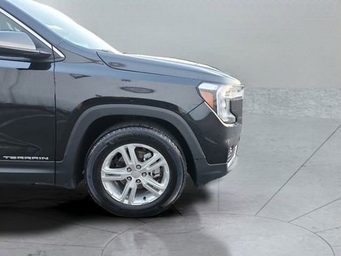 Certified 2024 GMC Terrain SLE image 31