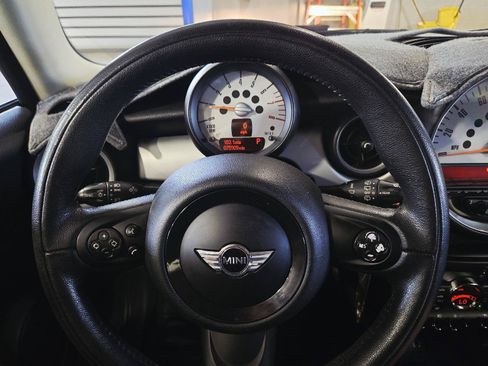 Used 2013 MINI Cooper Clubman FWD image 28