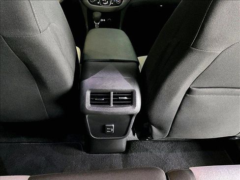 Used 2024 Chevrolet Equinox LS w/ LS Convenience Package FWD image 24