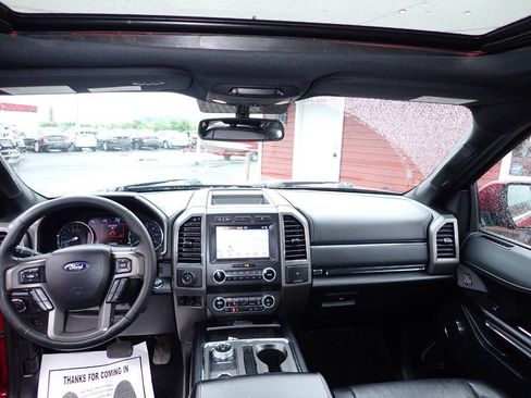 Used 2019 Ford Expedition XLT w/ Equipment Group 202A AWD/4WD image 10