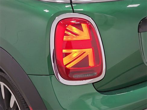 Used 2022 MINI Cooper S image 31