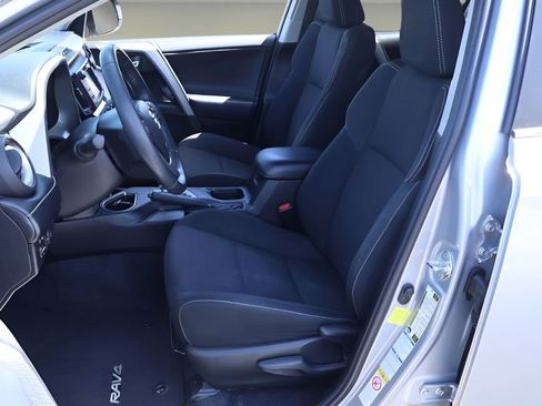Certified 2018 Toyota RAV4 XLE AWD/4WD image 11