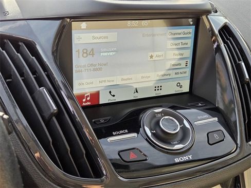 Used 2016 Ford C-MAX Energi SEL w/ Equipment Group 303A image 22