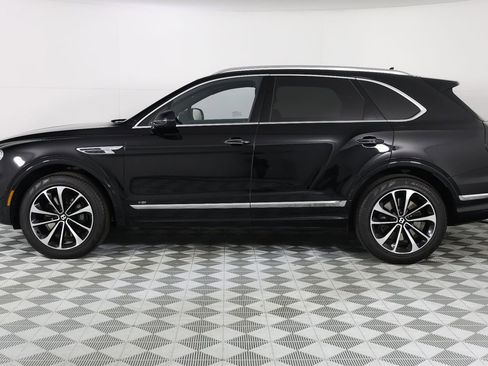Used 2022 Bentley Bentayga image 5