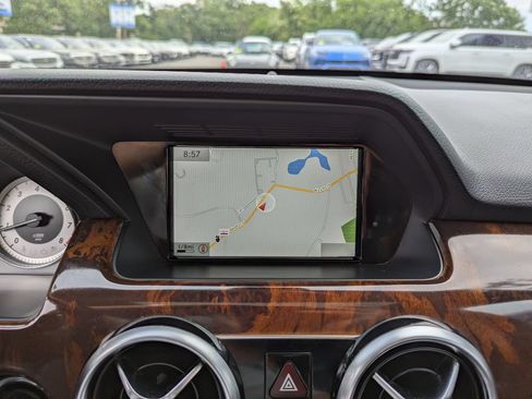 Used 2014 Mercedes-Benz GLK 350 4MATIC image 21