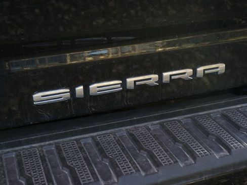 Used 2025 GMC Sierra 2500 Denali Ultimate image 7