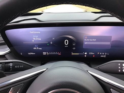 Used 2025 Buick Enclave Sport Touring image 40