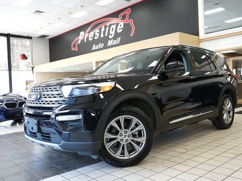 Used 2023 Ford Explorer Limited w/ Equipment Group 301A AWD/4WD image 22