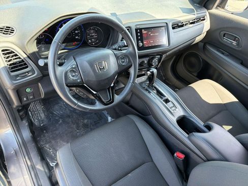 Used 2022 Honda HR-V Sport image 4