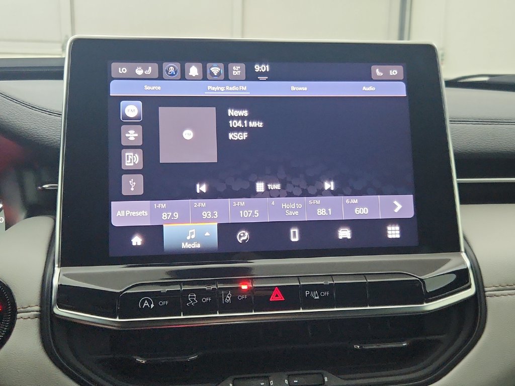 Certified 2026 Jeep Compass Limited AWD/4WD image 27