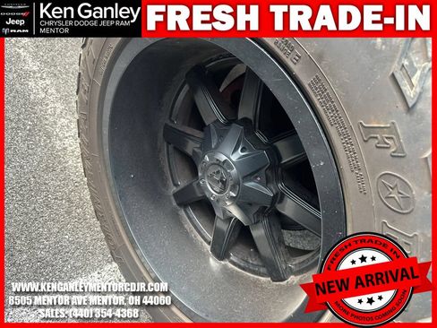 Used 2022 RAM 2500 Limited w/ Night Edition AWD/4WD image 9