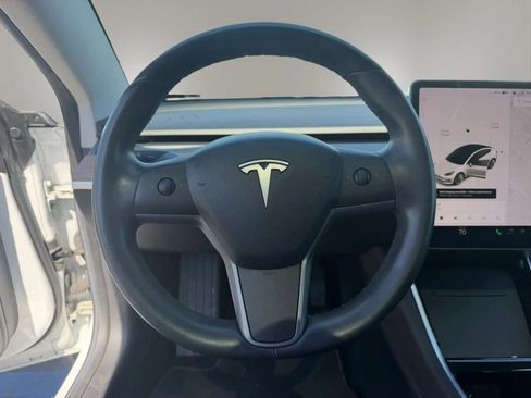 Used 2018 Tesla Model 3 Long Range AWD/4WD image 23