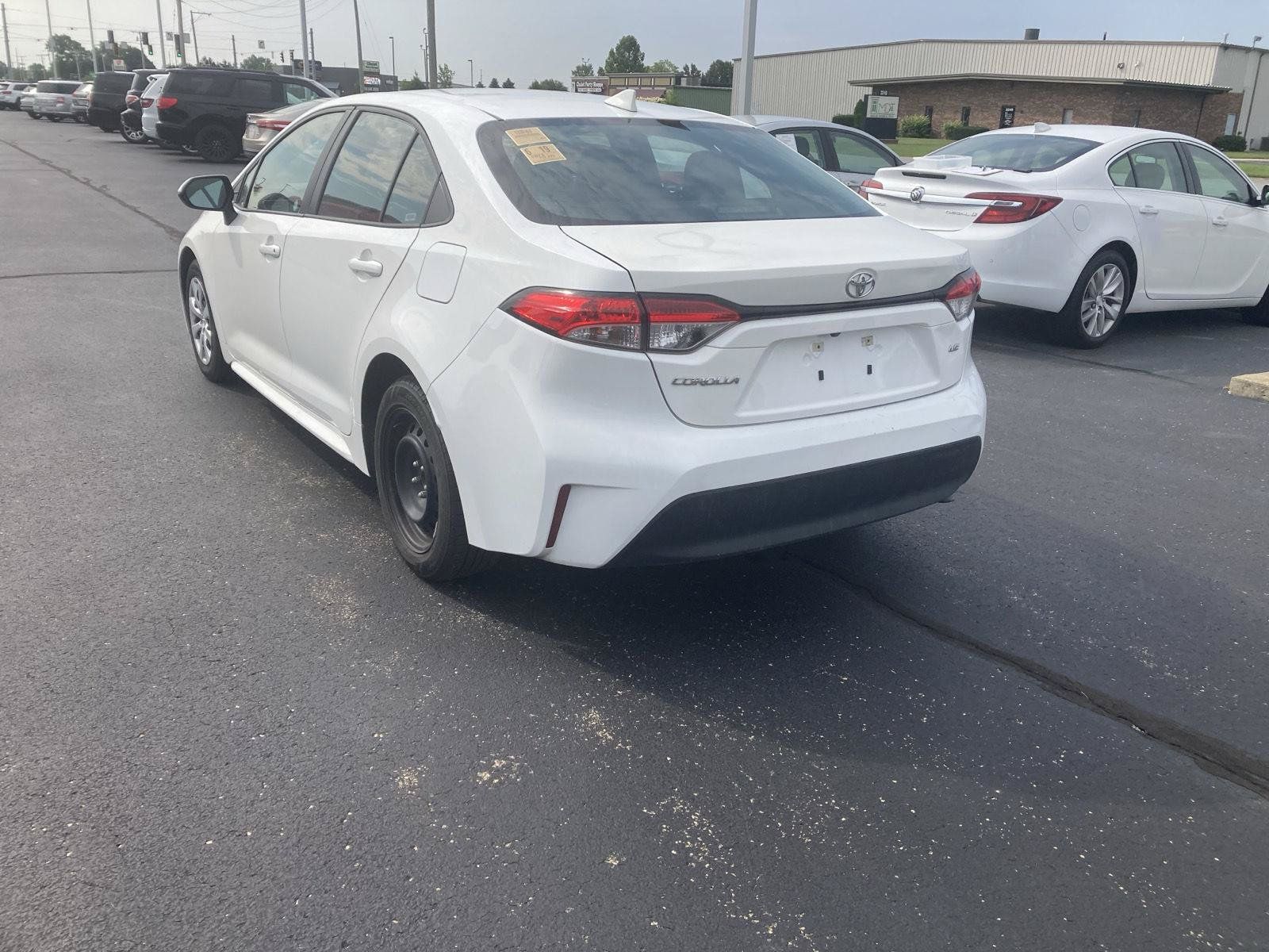 Used 2024 Toyota Corolla LE FWD image 5