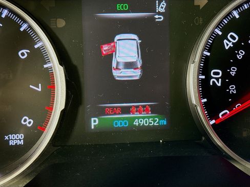 Certified 2021 Toyota RAV4 XLE image 13