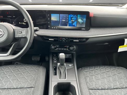 New 2026 Nissan Kicks SV image 3