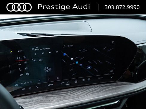 Used 2025 Audi Q5 Premium w/ Convenience Package image 16