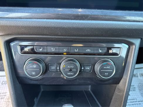 Used 2021 Volkswagen Tiguan SE R-Line w/ 3rd Row Seat Package image 28