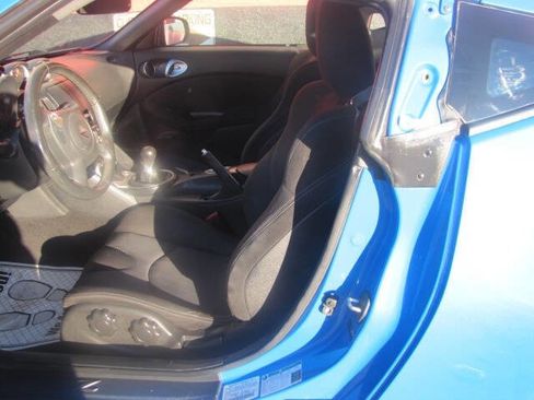 Used 2009 Nissan 370Z Coupe image 11