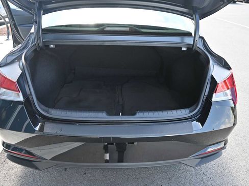 Certified 2023 Hyundai Elantra SEL w/ Convenience Package FWD image 16