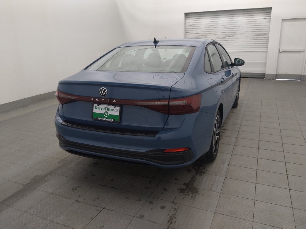 Used 2025 Volkswagen Jetta Sport FWD image 9