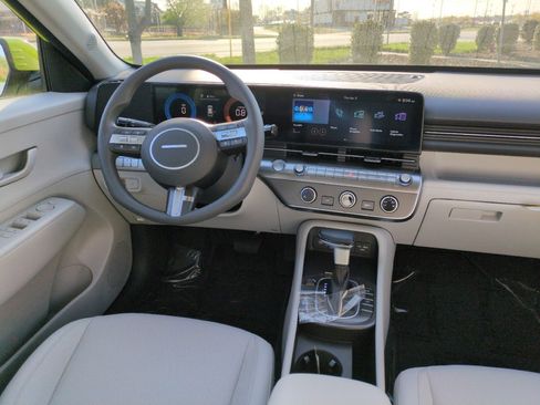 New 2026 Hyundai Kona SE FWD image 19