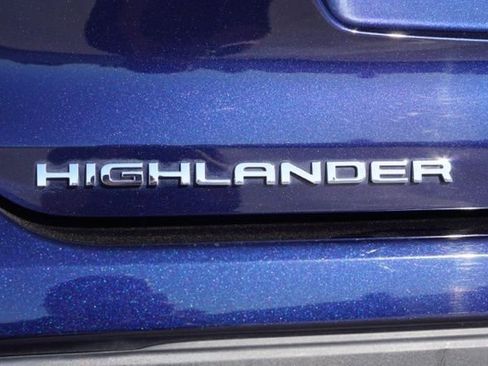 Used 2024 Toyota Highlander XSE image 9