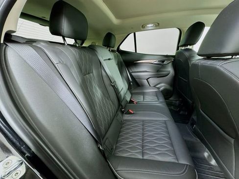 Used 2021 Buick Envision Avenir w/ Technology Package II AWD/4WD image 29