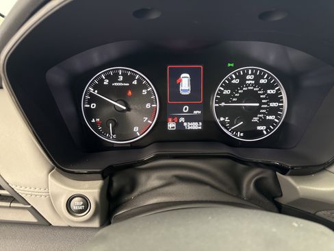 Used 2025 Subaru Outback Premium image 10