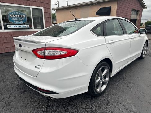 Used 2015 Ford Fusion SE w/ Equipment Group 201A FWD image 5