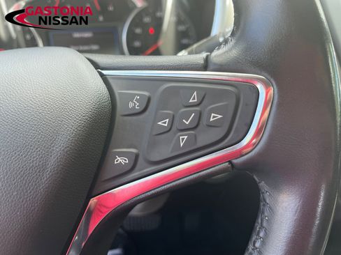 Used 2021 Chevrolet Equinox LT image 25