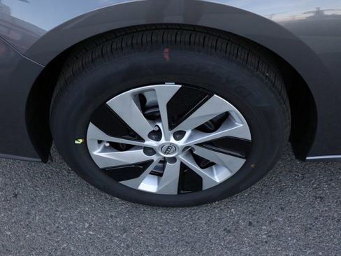 New 2025 Nissan Altima 2.5 S image 11