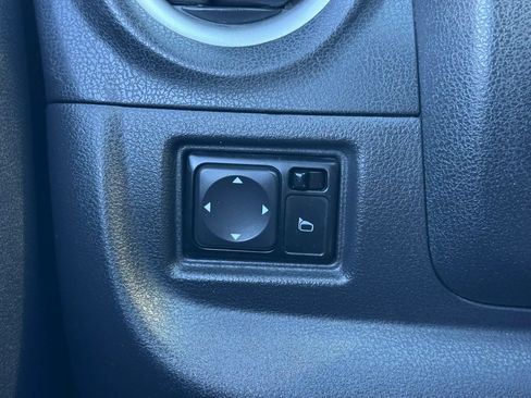 Used 2014 Nissan Versa Note S Plus FWD image 30