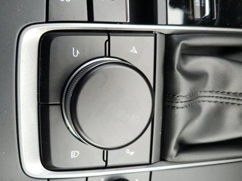 New 2026 MAZDA MAZDA3 2.5 S Sedan w/ Preferred Pkg image 32