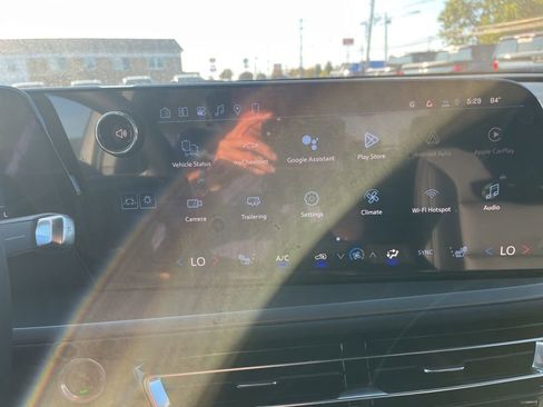 New 2026 Chevrolet Traverse LT w/ Driver Confidence Package AWD/4WD image 20