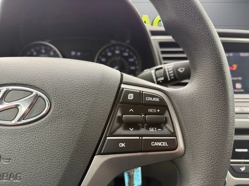 Used 2018 Hyundai Elantra SEL w/ Cargo Package FWD image 26