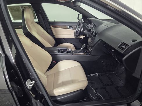 Used 2009 Mercedes-Benz C 63 AMG Sedan image 32