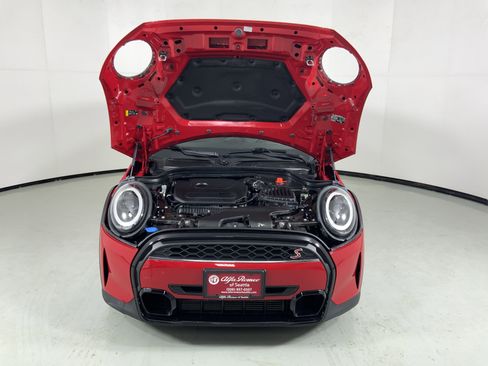 Used 2023 MINI Cooper S image 6