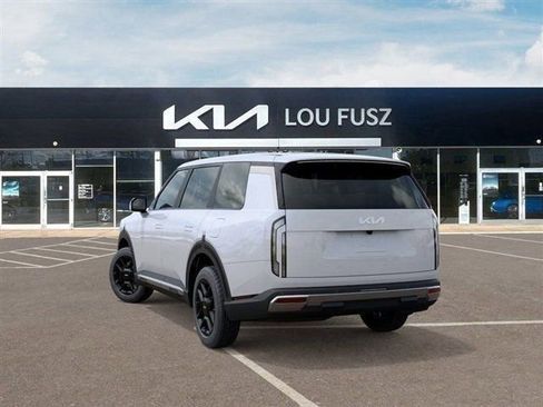 New 2027 Kia Telluride LX FWD image 4