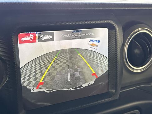 Used 2022 Jeep Wrangler Unlimited Rubicon 4xe w/ Cold Weather Group image 18