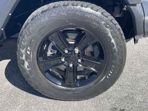 Used 2021 Jeep Wrangler Unlimited Sport AWD/4WD image 9