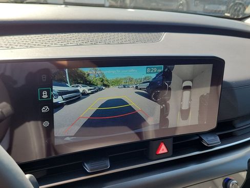 New 2026 Kia Carnival SX Prestige FWD image 32