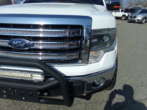 Used 2014 Ford F150 Lariat w/ Equipment Group 502A Luxury image 3