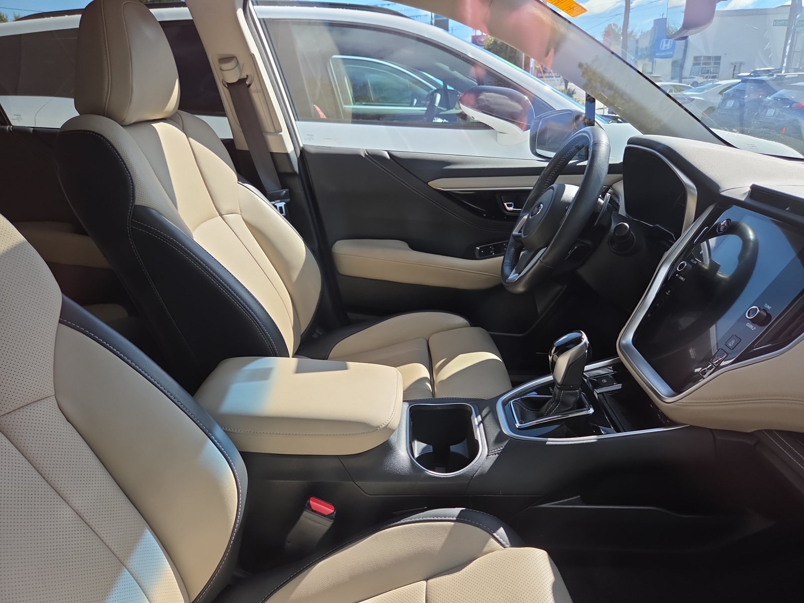 Used 2022 Subaru Outback Limited XT AWD/4WD image 7
