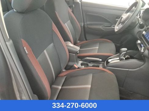 New 2025 Nissan Versa SR w/ Trunk Package image 16