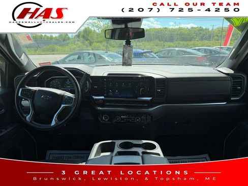 Used 2024 Chevrolet Silverado 1500 RST w/ Z71 Off-Road Package AWD/4WD image 15