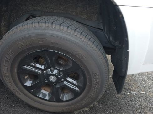 Used 2020 Toyota 4Runner SR5 Premium AWD/4WD image 8