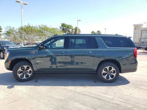 New 2026 GMC Yukon XL AT4 Ultimate image 4