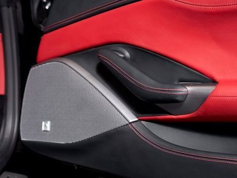 Certified 2020 Ferrari Portofino image 64